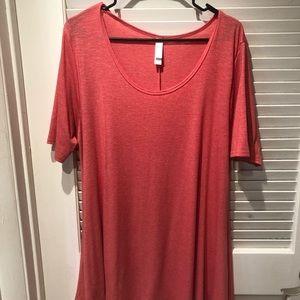 Super rare solid Salmon perfect T